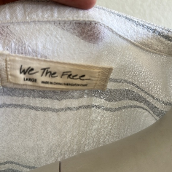 Free People We The Free Dreaming Blue Buttondown Top Ivory OVERSIZED - Picture 4 of 10